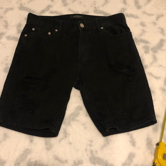 Pacsun: Skinny Black Distressed Shorts. Size:(32) - Picture 3 of 12